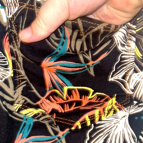 Love & Legend black stretch denim with tropical print - worn 2 - 3 times at most - Picture 6 of 11